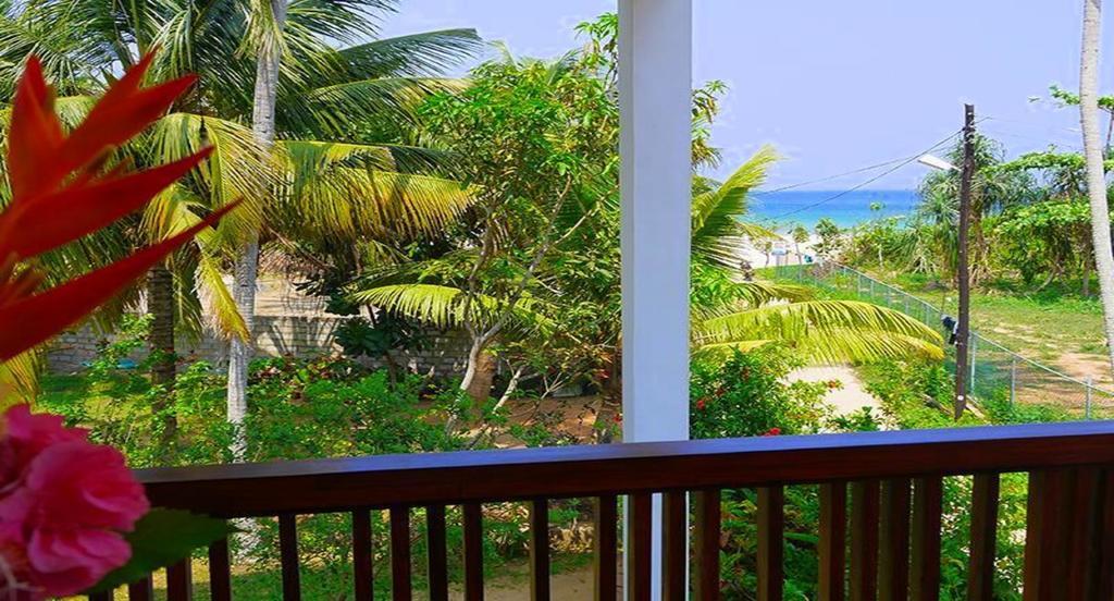 Secret Bay Hotel Matara Buitenkant foto