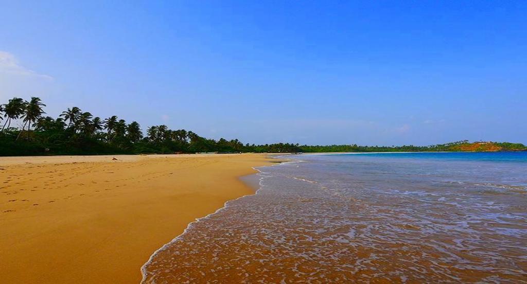 Secret Bay Hotel Matara Buitenkant foto