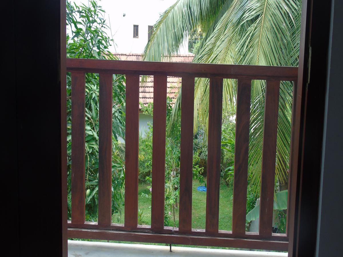 Secret Bay Hotel Matara Buitenkant foto