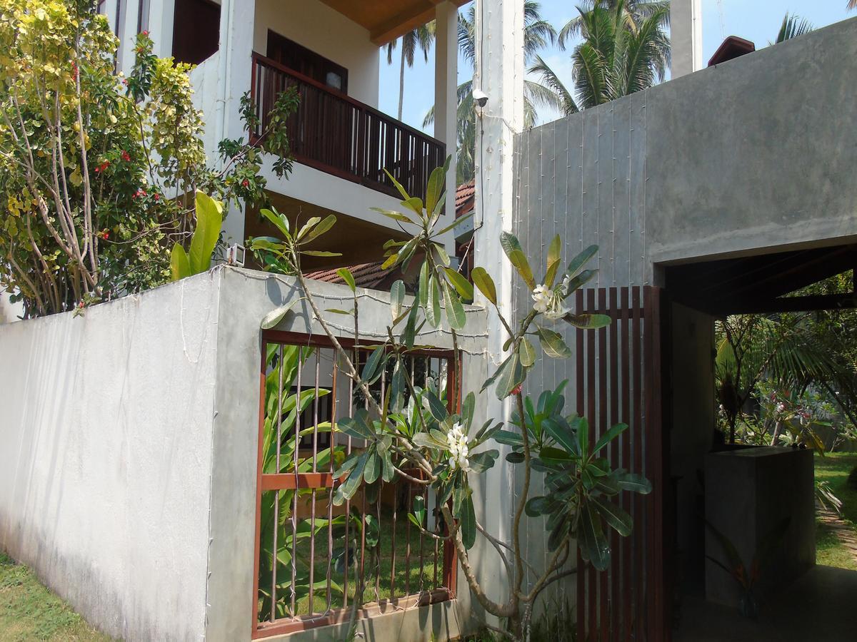 Secret Bay Hotel Matara Buitenkant foto
