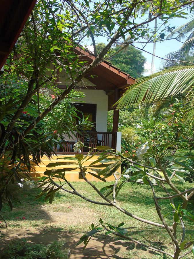 Secret Bay Hotel Matara Buitenkant foto